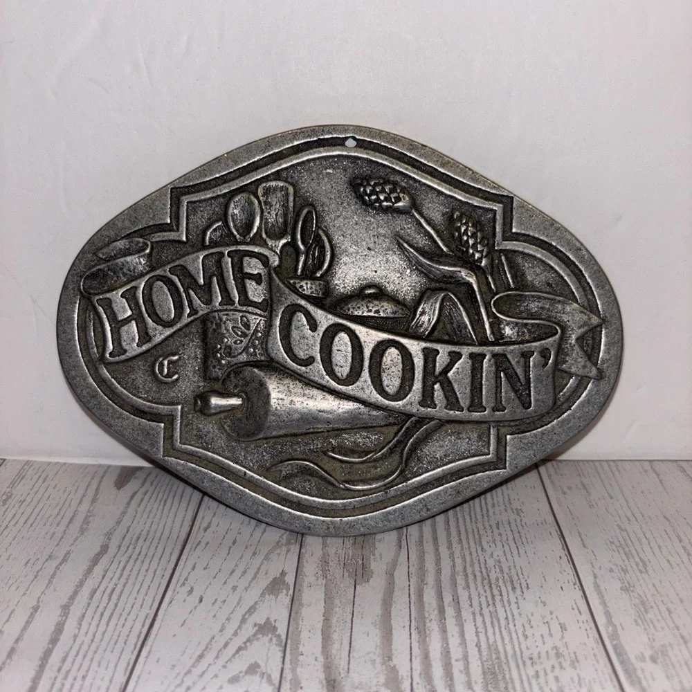 Vintage Carson Bun Warmer Home Cookin' Pewter Farmhouse Decor Wall Plaque